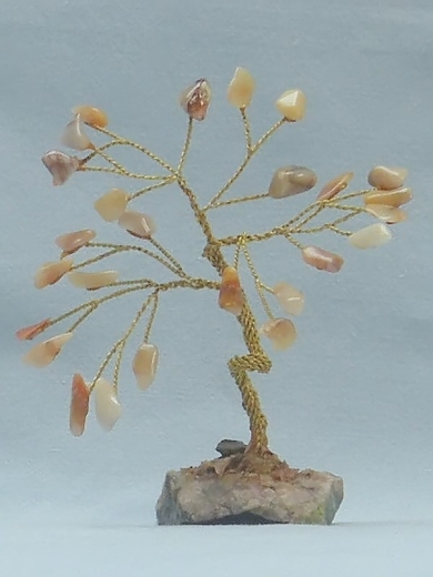 Kleiner Bonsai (± 8 cm) mit Howlith